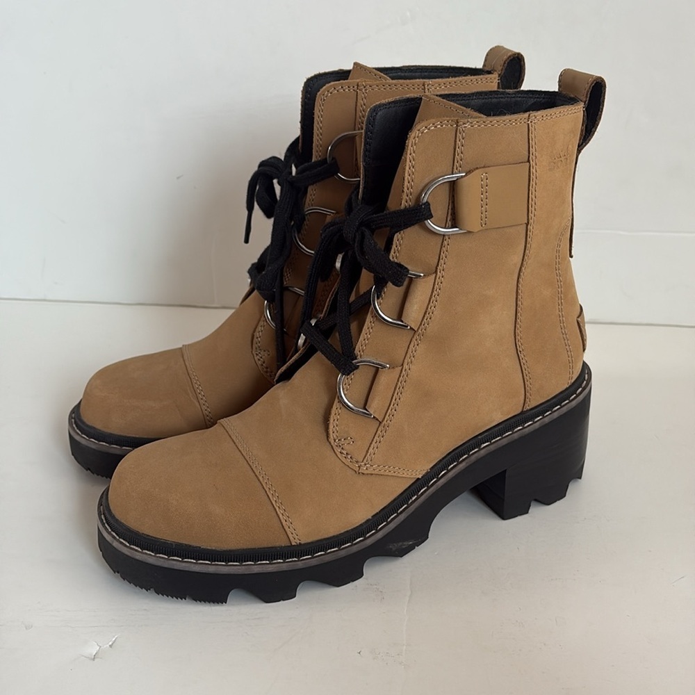 Sorel Jane Now lace up d-ring heel combat boot caribou buff waterproof boot - Picture 8 of 16